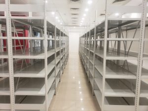 Bolt-Free Shelving